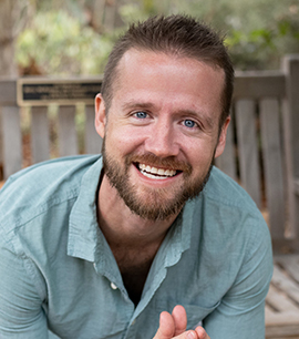 daniel_headshot-270x306